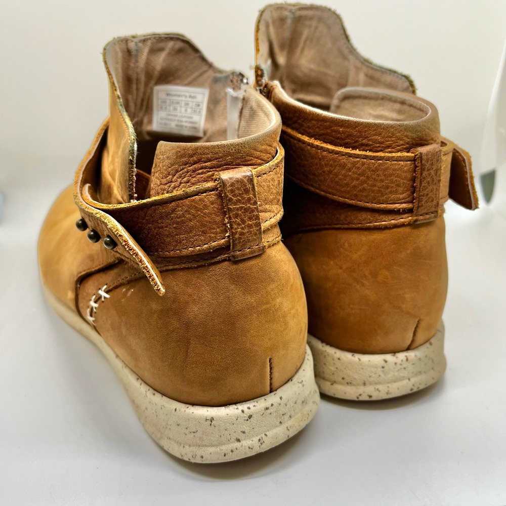 Superfeet Leather Ankle Booties Women’s Ash Shoes size 8.5 Tan color - Picture 4 of 8